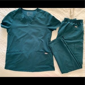 Figs scrub set Caribbean blue